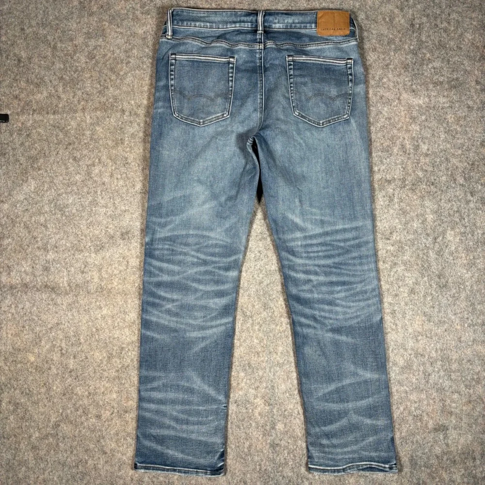 American Eagle Airflex+ Slim Jeans Mens 34x32 (35x31) Medium Blue Faded Whiskers